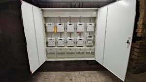 Experten: Deutsche zahlen fünf Milliarden Euro "zu viel" für Strom