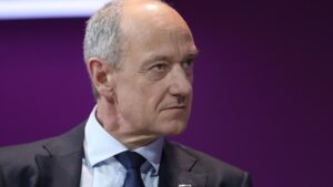 Siemens sieht Wirtschaft vor strukturellen Herausforderungen