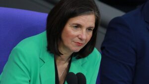 Göring-Eckardt mahnt Demokraten zu Neuanfang im Umgang miteinander