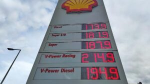 Spritpreise sinken weiter