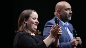 Hofreiter stärkt Grünen-Parteichefs den Rücken