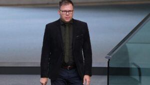 Schneider will "Klima der Offenheit" für Fachkräfte-Zuwanderung