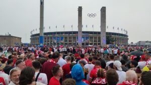 Drei Millionen Fans seit EM-Start mit Fernzügen unterwegs