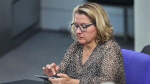 Schulze wehrt sich weiter gegen Einschnitte im Entwicklungsbudget