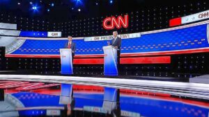 Deutsche Außenpolitiker nach US-TV-Duell entsetzt