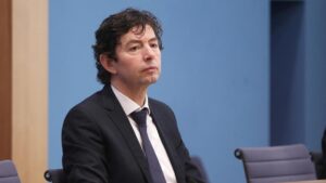 RKI-Protokolle: Drosten weist Vorwürfe zurück