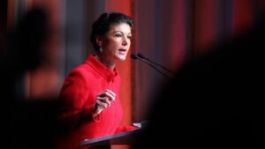 Wagenknecht nennt Nato-Beschlüsse "Blankoscheck für Endloskrieg"
