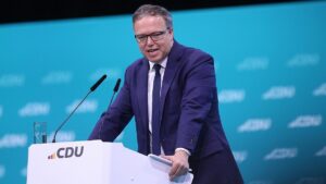 Voigt verbittet sich Einmischung in Koalitionsentscheidung