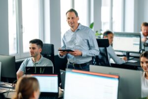 Wie sich die Effizienz in Mittelstandsbetrieben mit KI steigern lässt