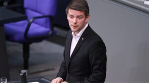 Faber hält Putin für möglichen Drahtzieher der Kasernen-Sabotagen