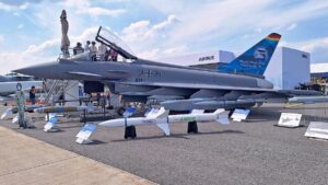 Merz flog mit Eurofighter acht Minuten über der Ostsee