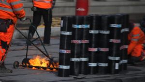 Arbeitsvolumen übertrifft wieder Vor-Corona-Niveau