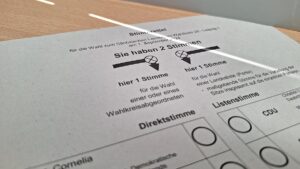 Wahlbeteiligung bis 12 Uhr in Sachsen niedriger als in Thüringen
