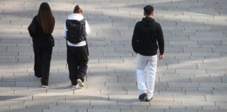 Arche-Gründer fordert Ausbildungspflicht für Schulabbrecher