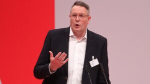 Schweitzer will mehr Führung von Scholz