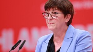 Esken nennt Lindners eigenen Gipfel "kindisch"