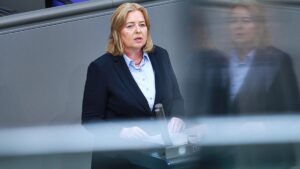Bundestagspräsidentin rät zu AfD-Verbotsverfahren erst Ende 2024
