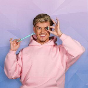 happybrush startet Kampagne mit Top-Influencer twenty4tim