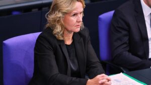 Lemke: "Wenn wir frei bleiben wollen, müssen wir dafür kämpfen"