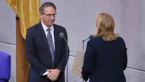 Jörg Kukies als neuer Bundesfinanzminister vereidigt