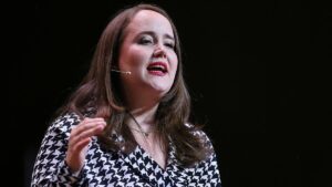 Lang: Grüne müssen "weniger Elitenprojekt werden"