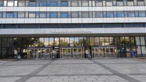 Hochschulrektoren drängen auf Bürokratieabbau und Sanierungen