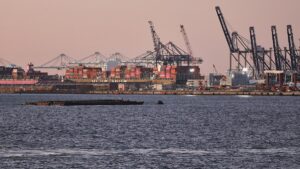 Bundesregierung kritisiert US-Zölle und hofft auf weitere Gespräche