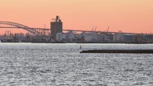 Kanzler begrüßt Trumps Pläne für mehr Öl- und Gas-Exporte