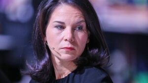 Baerbock will entschlosseneres Auftreten gegenüber Peking