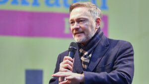 Lindner wirbt für Schwarz-Rot-Gelb