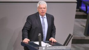 Union drängt auf schärfere Sanktionen gegen russischen Ölverkäufe