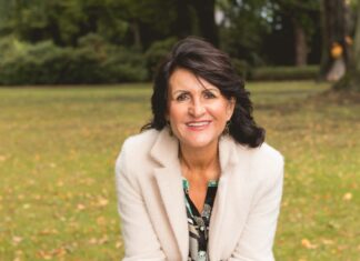 Warum diese Strategie deine Jobsuche für immer verändern könnte? Barbara Rottwinkel-Kröber @ Sven Casselius