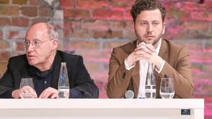 Banaszak will Reform der Schuldenbremse lieber zusammen mit Linken