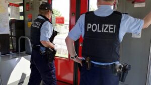 Länder wollen mehr Polizisten und Überwachung in Zügen