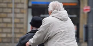 Sterblichkeit von Männern in allen Altersgruppen höher