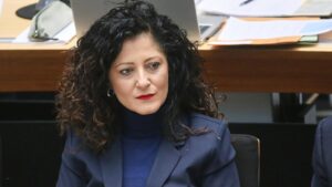 Berlins Sozialsenatorin verteidigt Kirchen gegen Kritik von Klöckner