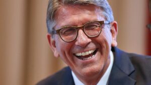 Lobbycontrol sieht Interessenkonflikt bei Weimer