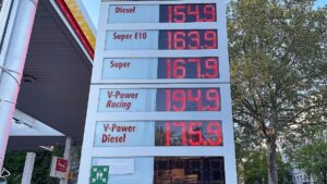 Preise für Benzin und Diesel sinken vor Feiertag Preise für Benzin und Diesel sinken vor Feiertag