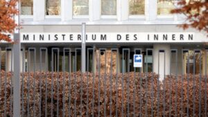 Bericht: Innenministerium stoppt Flüchtlingsflug aus dem Sudan Bericht: Innenministerium stoppt Flüchtlingsflug aus dem Sudan