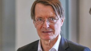 Lauterbach will sich auch in Zukunft zu Gesundheitspolitik äußern Lauterbach will sich auch in Zukunft zu Gesundheitspolitik äußern