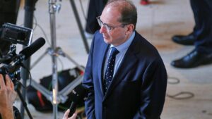 Dobrindt kündigt stärkere Kontrollen an Grenzen an Dobrindt kündigt stärkere Kontrollen an Grenzen an