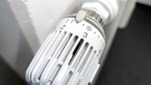 Spahn bringt Heizkostenpauschale für Bürgergeldempfänger ins Spiel