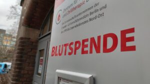 Gesundheitsministerin ruft junge Menschen zum Blutspenden auf