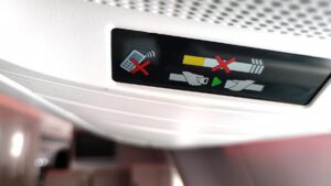 Fast jeder zweite Fluggast ignoriert "Flugmodus" am Smartphone Fast jeder zweite Fluggast ignoriert "Flugmodus" am Smartphone