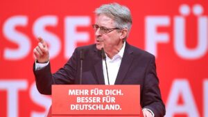 NRW-SPD-Chef rechnet mit 15 Euro Mindestlohn