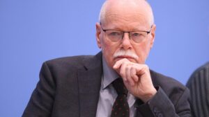 Bremer Innensenator kritisiert Verfassungsschutz-Gutachten zur AfD Bremer Innensenator kritisiert Verfassungsschutz-Gutachten zur AfD