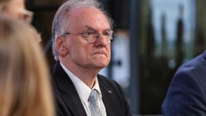 Haseloff will bei AfD-Wahlsieg aus Sachsen-Anhalt auswandern Haseloff will bei AfD-Wahlsieg aus Sachsen-Anhalt auswandern