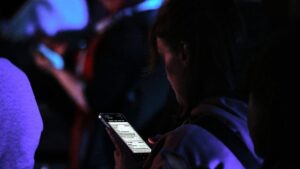 Leica plant eigenes Smartphone