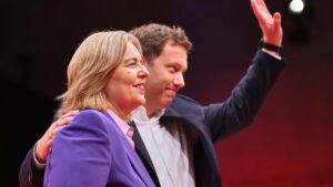 Weil sieht "breite Unzufriedenheit" nach SPD-Vorsitzwahl Weil sieht "breite Unzufriedenheit" nach SPD-Vorsitzwahl