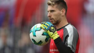 Zieler wechselt zum 1. FC Köln Zieler wechselt zum 1. FC Köln